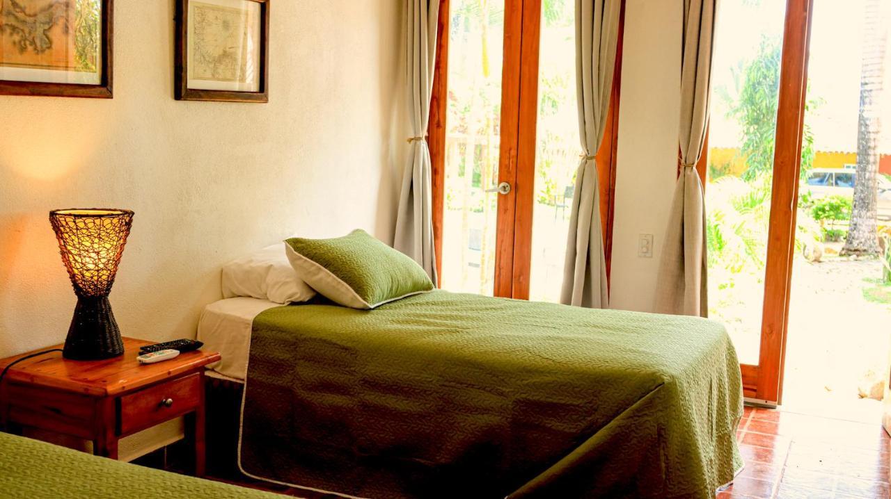 Hotel Punta Franca Jobal Екстер'єр фото