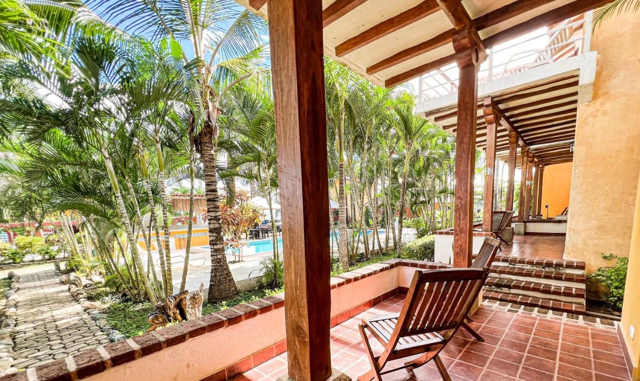 Hotel Punta Franca Jobal Екстер'єр фото