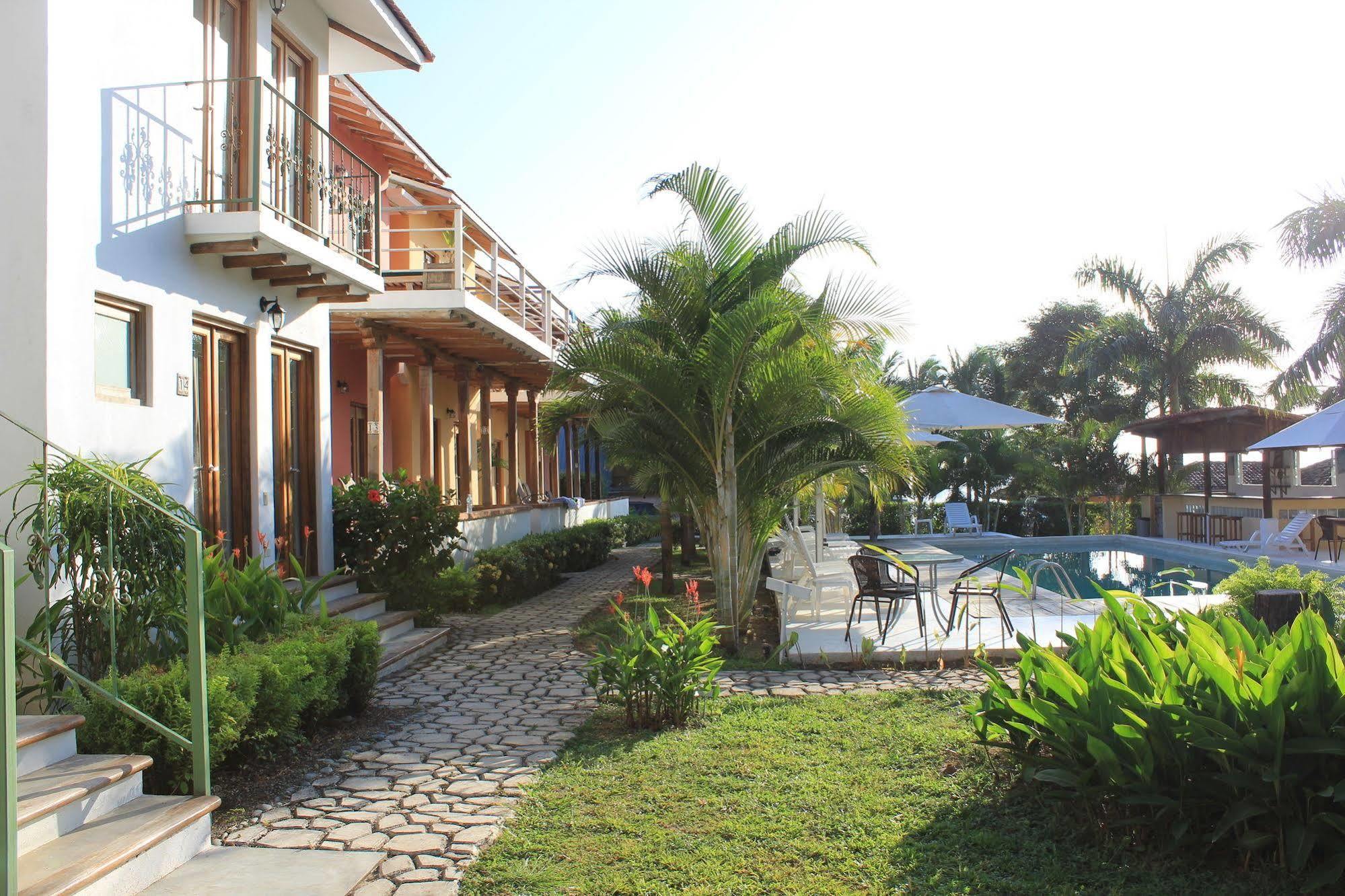 Hotel Punta Franca Jobal Екстер'єр фото